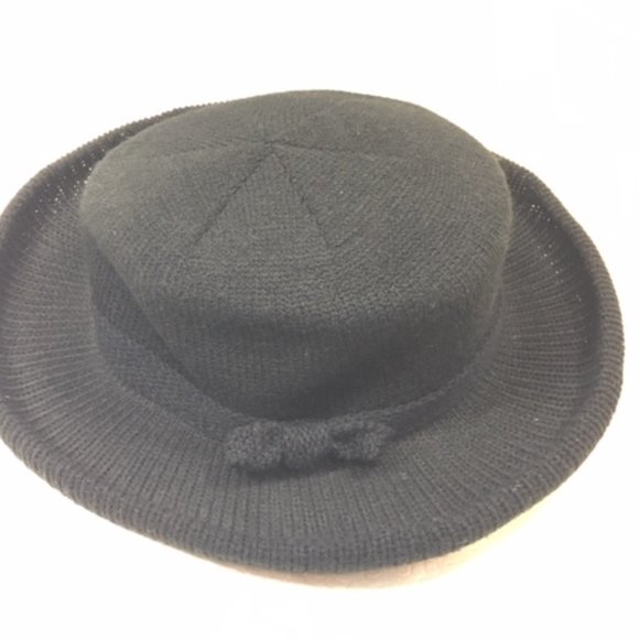 Isotoner Black Knit Sweater Casual Winter Hat Bow on Trim Lined 21" - Picture 7 of 9